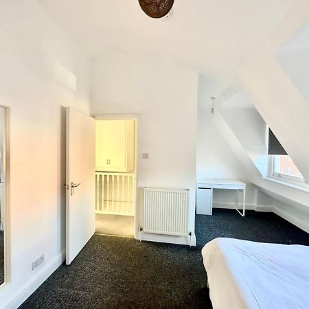139 Guest House Camden Town 런던 외부 사진