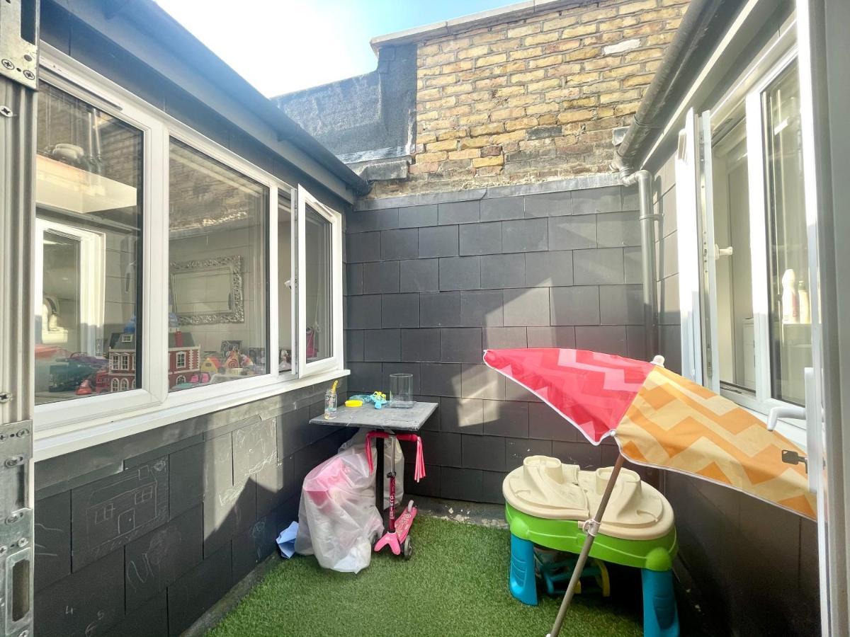 139 Guest House Camden Town 런던 외부 사진
